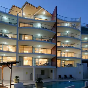 Salt On Kings Aparthotel